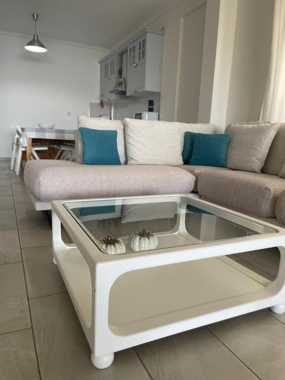 Aneta'S Beach House Vlore Bagian luar foto