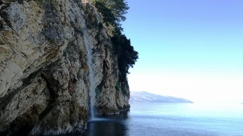 Aneta'S Beach House Vlore Bagian luar foto