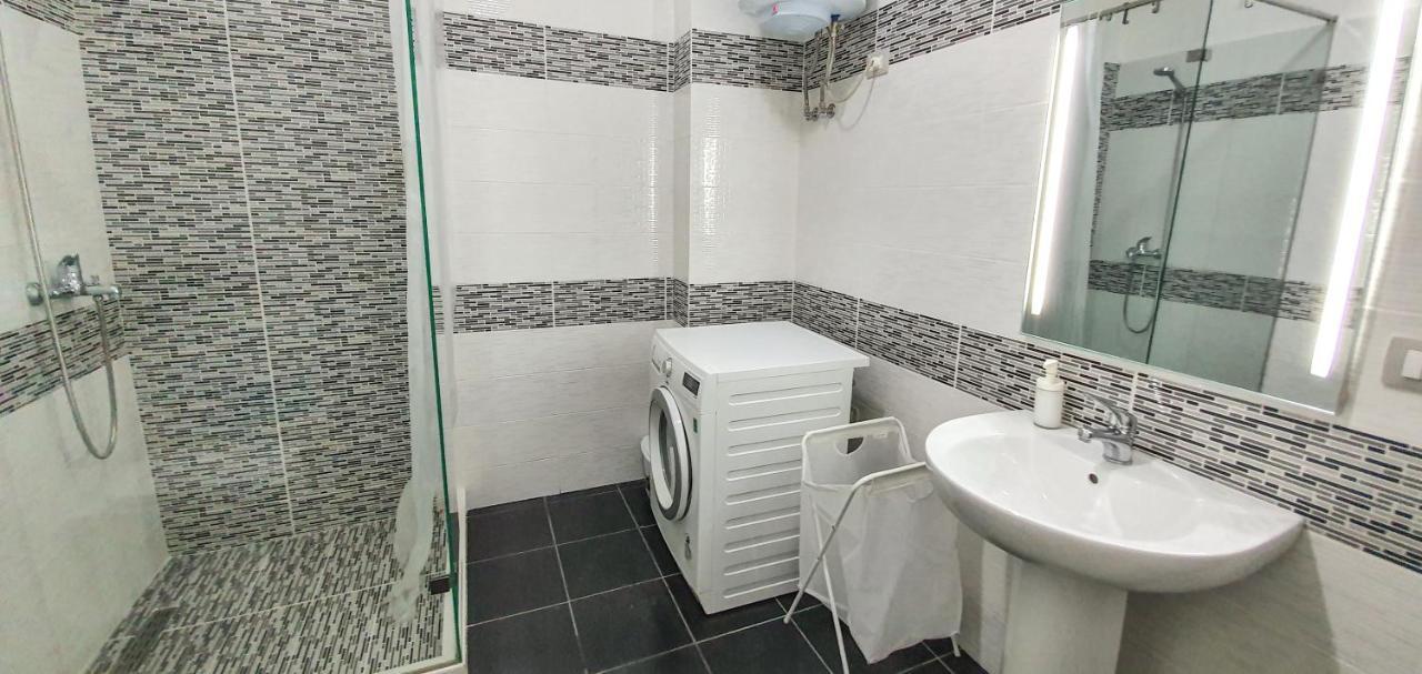 Aneta'S Beach House Vlore Bagian luar foto